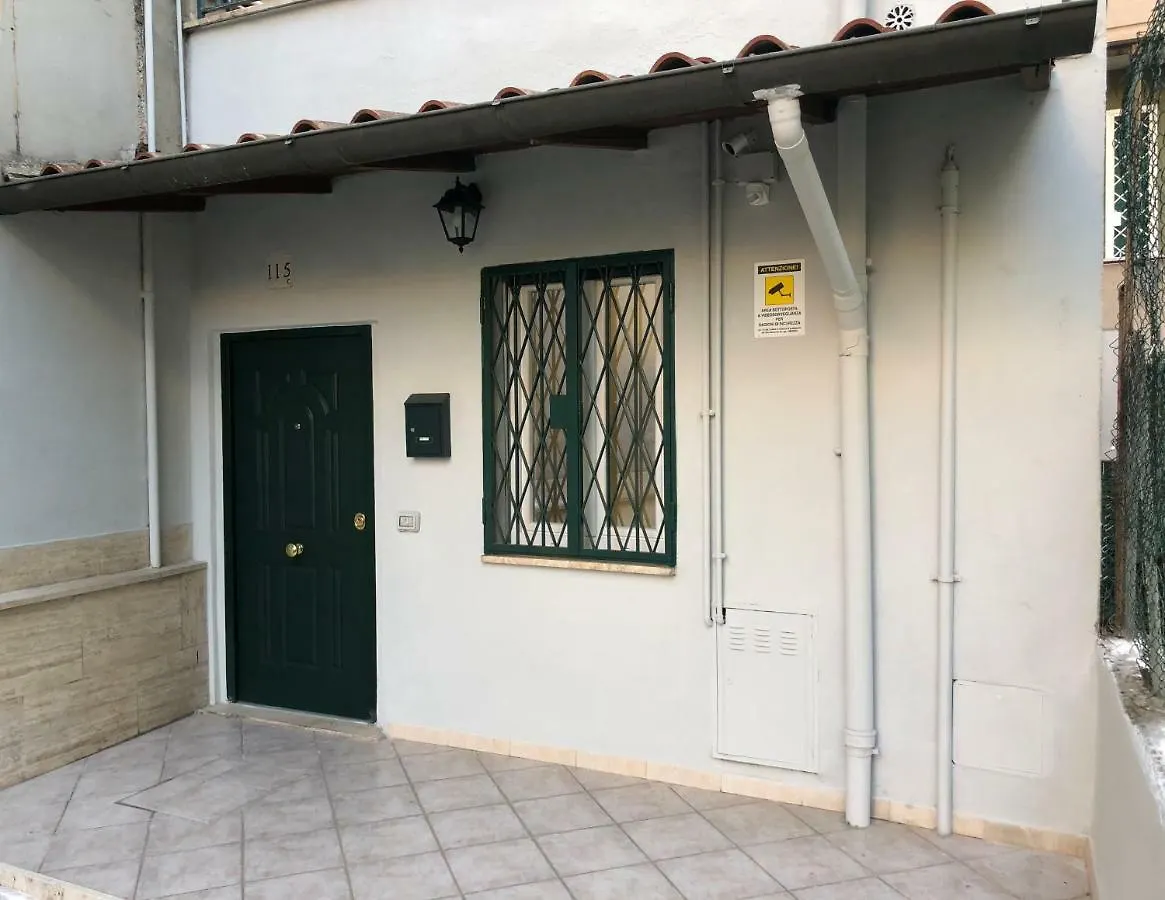 Detached House Garden Rome Διαμέρισμα